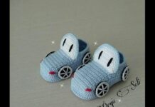 Children's crochet car shoe model